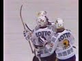 Det här derbyt spelades faktiskt 1982. Seriepremiär på Hovet, säsongen 82/83 den 28 september, inför 9439 åskådare.
AIK krossade slutligen bajen med 2-5.
Målskyttar för Gnaget denna kväll var Per-Erik Eklund, Hans Cederholm, Mats Ulander, Ulf Rådbjer och Peter Gradin.
Noterbart är även att nuvarande AIK tränaren Roger Melin gjorde mål för Hammarby..