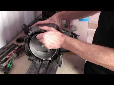 how to unclog dyson dc14