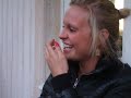 Norrl�nning F�RS�KER l�ra sk�nsk tjej snusa