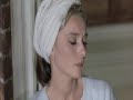 Audrey Hepburn - Moon River http://www.youtube.com/watch?v=xNcZx2G9ifw&feature=related