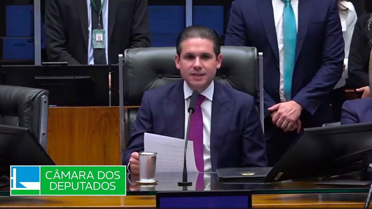Presidente Hugo Motta celebra os 200 anos da Câmara em sessão solene - 06/05/2026