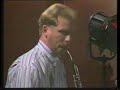 petros pandis sings omorfi poli from the cycle lipotaktes (giannis theodorakis)with lakis karnezis on bouzouki. a recording from an age when hdtv was only a dream.