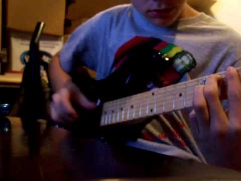 how to tell if a guitar string is about to snap