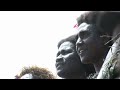 Click here to watch this video Singsing de Goroka - Par Clément Burelle - Projet scolaire du Grand Bivouac