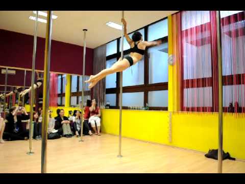 Artistas presents Felix Cane