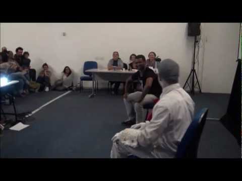 "O Ministério da Saúde adverte: o circo faz bem à saúde"