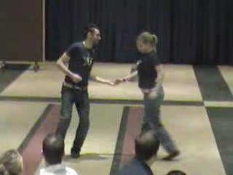 WCS - improvisation à Quebec de West coast swing, Max P et Estelle B (2006)