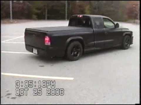 1999 Dodge Dakota R/T. Stock exhaust except for flowmaster muffler, 2"/4" 