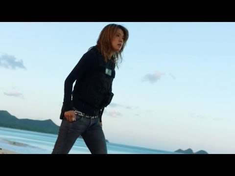MacGyver/Hawaii Five-0 Crossover: Bulletproof (Blue Stahli)