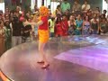 Ivete dancando de Emilia