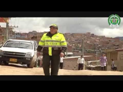 alesar news - http://www.youtube.com/policiadecolombia La Sargento Mayor Flor Maldonado trabaja desde hace 15 años en Caracolí un barrio de Ciudad Bolívar en Bogotá, un lu...