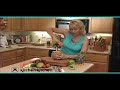 Gadget Gal� shows you how to quickly core and slice a pineapple.
