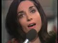 jacqueline boyer - mein herz sagt oui 1969 

songtext
mein herz sagt oui oui oui oui 
und ich sag no no no no
du willst nicht treu sein
drum hat es keinen sinn.
mein herz sagt oui oui oui oui 
und ich sag no no no no
weil ich nicht eine von vielen bin.

ich m�chte mich verlieben
ich bin nicht gern allein
doch wenn ich mich dir schenke
dann soll's f�r immer sein.

mein herz sagt oui oui oui oui 
und ich sag no no no no
f�r mich ist liebe nicht einfach so ein spiel
mein herz sagt oui oui oui oui 
und ich sag no no no no
denn du versprichst mir bestimmt zu viel.

ich m�chte mich verlieben
ich bin nicht gern allein
doch wenn ich mich dir schenke
dann soll's f�r immer sein.

mein herz sagt oui oui oui oui oui oui
und ich sag no no no no no no
ich frag mich immer, wie soll das weitergeh'n
mein herz sagt oui oui oui oui oui oui
und ich sag no no no no no no
vielleicht wirst du mich einmal versteh'n.

ich m�chte mich verlieben
ich bin nicht gern allein
doch wenn ich mich dir schenke
dann soll's f�r immer sein.

ich m�chte mich verlieben
ich bin nicht gern allein
doch wenn ich mich dir schenke
dann soll's f�r immer sein.