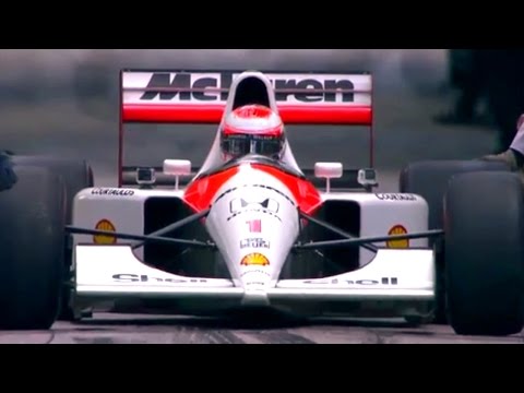 Jenson Button conduce el McLaren MP4/6 de Ayrton Senna