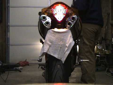 how to remove vfr800 exhaust