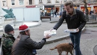 Offrir des pizzas aux sans-abri pour Noël