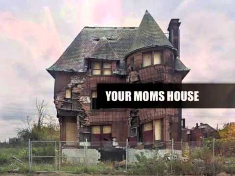 Your Mom's House #058 - Christina Pazsitzky & Tom Segura