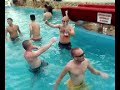 Pojacani igra u bazenu