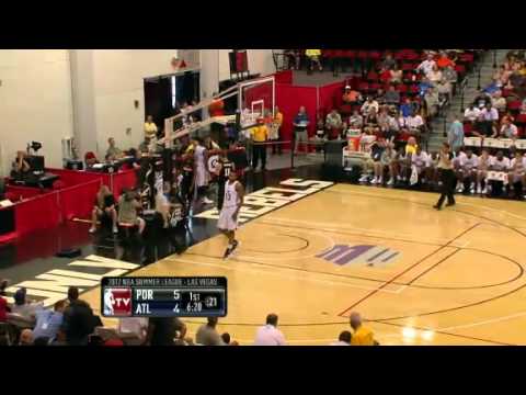 Will Barton dunks on the Hawks