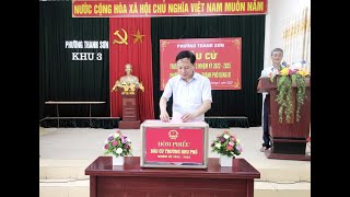 Đồng chí Nguyễn Chiến Thắng, Phó Bí thư Thường trực Thành ủy dự khai mạc bầu cử chức danh Trưởng khu tại khu 3, phường Thanh Sơn