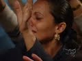 Benny Hinn sings \"Medley of Holiness\"