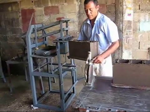maquinaria para hacer blocks - Aqui pueden ver el funcionamiento de nuestra Maquinas de Hacer Bloques totalmente garantizadas y cabe destacar que Fabricamos las mencionadas Maquinas con el...