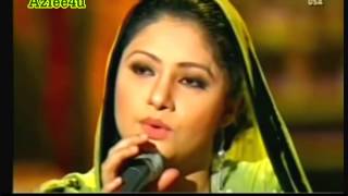Pakistani Punjabi Singer singing in Lahore - Punja