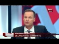 le tueur � scooter a �t� identifi�, il s'agit de mohamed merah, membre d'un groupe salafiste. la raid assi�ge l'immeuble o� il est retranch� depuis mercredi matin 03h. pour analyser les motivations du terroriste, guillaume bigot, sp�cialiste de g�opolitque est l'invit� du 19h. pour revenir sur ce drame et ses implications, charles pasqua, ancien ministre de l'int�rieur, laurence rossignol, s�natrice ps de paris, haydar demiryurek, vice pr�sident du conseil fran�ais du culte musulman (cfcm), yeshaya dalsace, rabbin, seront sur le plateau de public s�nat.