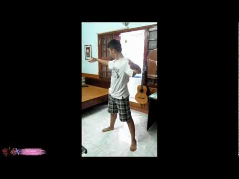 Cover "trú mưa" của HKT siêu bựa.