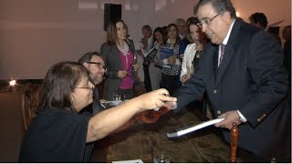 VÍDEO: Governador participa de lançamento de livro sobre fazendas e culinária de Minas