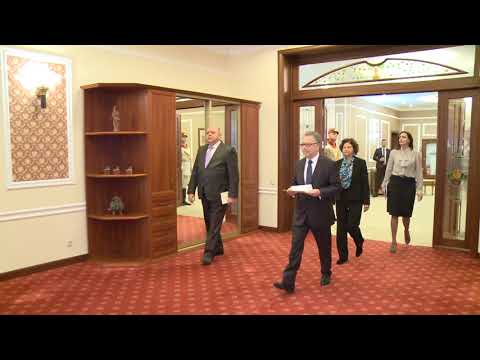 Președintele Igor Dodon a primit scrisorile de acreditare a Ambasadorului agreat al Republicii Franceze în Republica Moldova