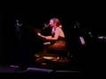 Tori Amos Professional Widow on harmonium Sept 24, 1996