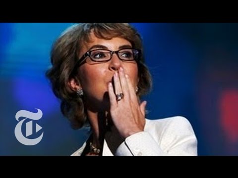 Gabrielle Giffords recites the Pledge of Allegiance at the DNC - Elections 2012