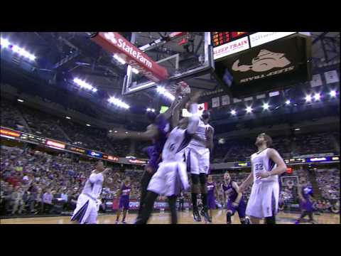 Video: Archie Goodwin Drives and Smashes Over the Kings Defense