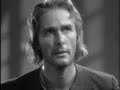 adapted from the novel by rafael sabatini, this swashbuckling classic chronicles the adventures of peter blood (errol flynn), 17th century physician turned pirate. sold into slavery in jamaica he makes an enemy of the brutal colonel bishop (lionel atwill) and then falls in love with with the colonel's niece, arabella bishop (olivia de havilland), before he masterminds a daring escape with his fellow prisoners and becomes a gentleman/rogue pirate of the caribbean with the sinister help of ...