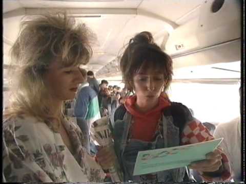 uitdaging - Het begin van de tweede uitzending uit 1992 over de uitdaging om een weeshuis voor 72 meisjes in Slobozia Nouă te renoveren. Productie van AVRO en IDTV, regi...