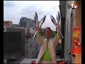 wilfried horstk�tter
balconytv.de 15/09/2008
pr�sentiert von lars kaufmann
heute gibt es nicht nur auf die ohren, sondern auch auf die augen. krawalli hat sich n�mlich bei uns eingefunden, um seine gr��ten akrobatismen und zaubereinlagen darzubieten. und krawalli, der seinen nagelneuen anzug unter dem k�nstlernamen wilfried horstk�tter zur schau tr�gt, hat einiges im angebot: vom vereitelten kartentrick �ber ein fliegendes h�hnertrio bis zum waghalsigen schwertschluckversuch ist alles mit dabei. da darf die show auch schon mal zeitlich aus dem ruder laufen, wir sind halt auch nur zauberfans. mehr gibt es schon heute: k�nstlermesse im hamburger caf� seeterassen. also nix wie hin und hier schon einmal vorgeschaut:

http://www.myspace.com/andiwitzig 

morgen sind wir wieder knapper und sicher wieder hier. schaltet ein!