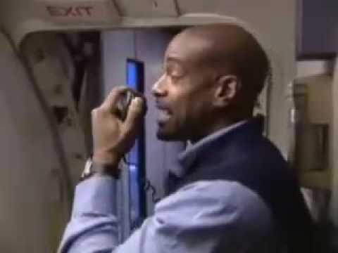 coolest - World's coolest flight attendant from http://www.lolled.net.