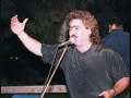ENA MONADIKO TRAGOUDI POU EKFRAZH KATA TH GNOMH MOU MEGALO PARAPONO....GEIA SOU RE GONIANEEEEEEE!!!!