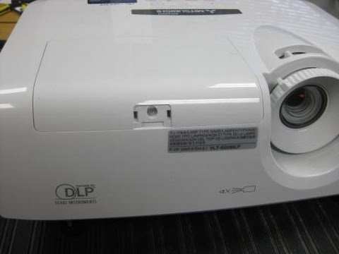 Mitsubishi xd250u DLP Projector Disassembly and Lens Cleaning