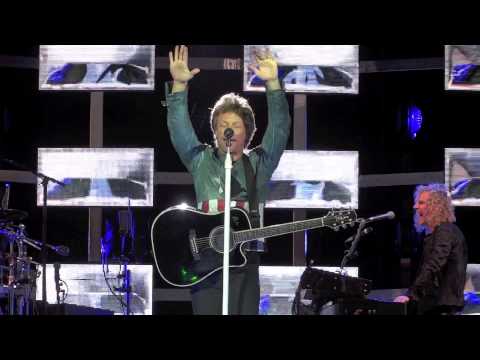 BON JOVI - Intro/That's What The Water Made Me (Vienna 17.5.2013)
