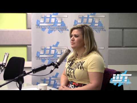 Kelly Clarkson and Jagger talking “Heartbeat Song”