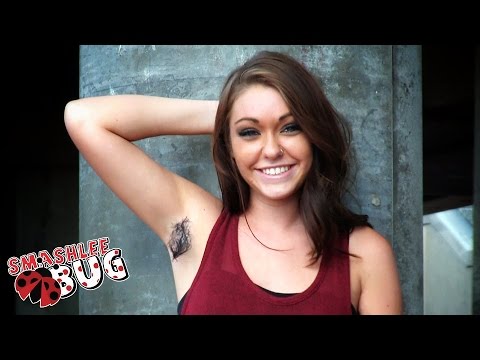 girl-with-hairy-armpits