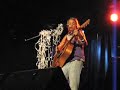 Ashleigh Mannix, singin \"pieces of you\"