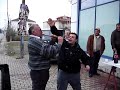 to-klarino-pou-klaei-apo-ta-daxtula-tou-gouli.html