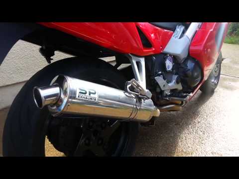 how to remove vfr800 exhaust