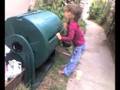 videos de Windowbox.coms sun mar 200 compost tumbler