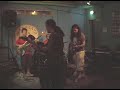 essa � uma m�sica minha que tamb�m vai fazer parte do cd carlos caf� & os mestres do blues. foi feita em homenagem a albert collins. foi uma jam na maracatu com renato rocha, guto goffi e pedro peres.
collin�s boogie is an original song that will be released on my next cd. its a tribute to the great albert collins.