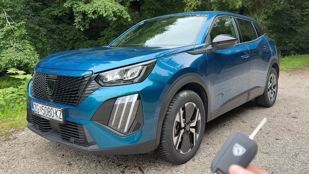 PEUGEOT 2008 FACELIFT 2026 - FULL in-depth REVIEW (HYBRID 110)