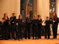 extrait du concert du lundi 28 mai 2007 � l'eglise saint-gervais de paris. ce concert r�unissait huit fl�tistes � bec et le jeune ch?ur de la ma�trise de notre-dame de paris. le programme consistait en 11 motets de palestrina en double-ch?ur (de quatre voix chacun) et en triple ch?ur pour le final.
